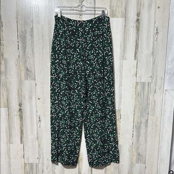Diane Von Furstenberg Pants - Diane Von Furstenberg Floral Green Black White Wide Leg High Rise SILK Pants